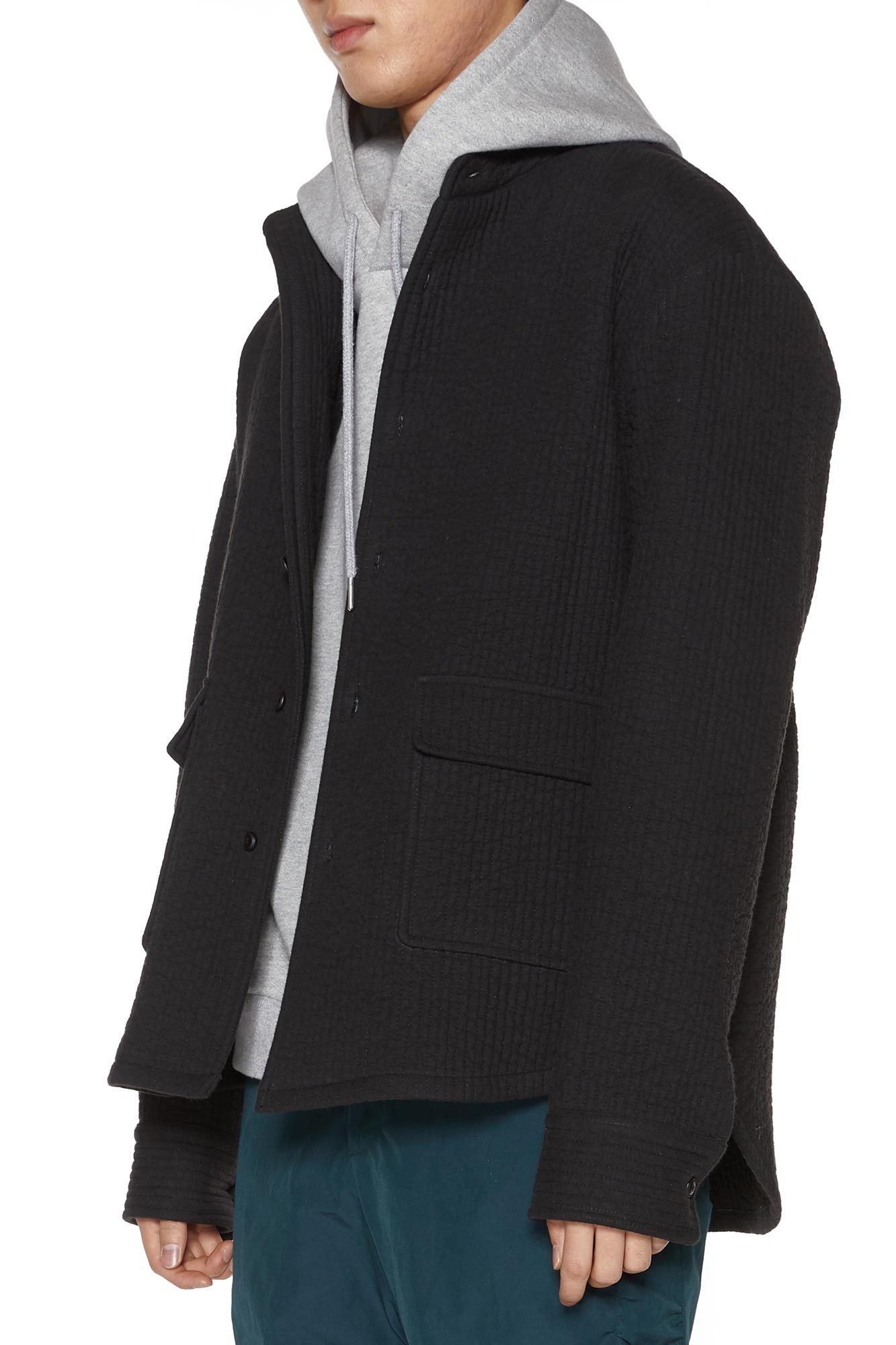 Nubi Monk Shirt / Black